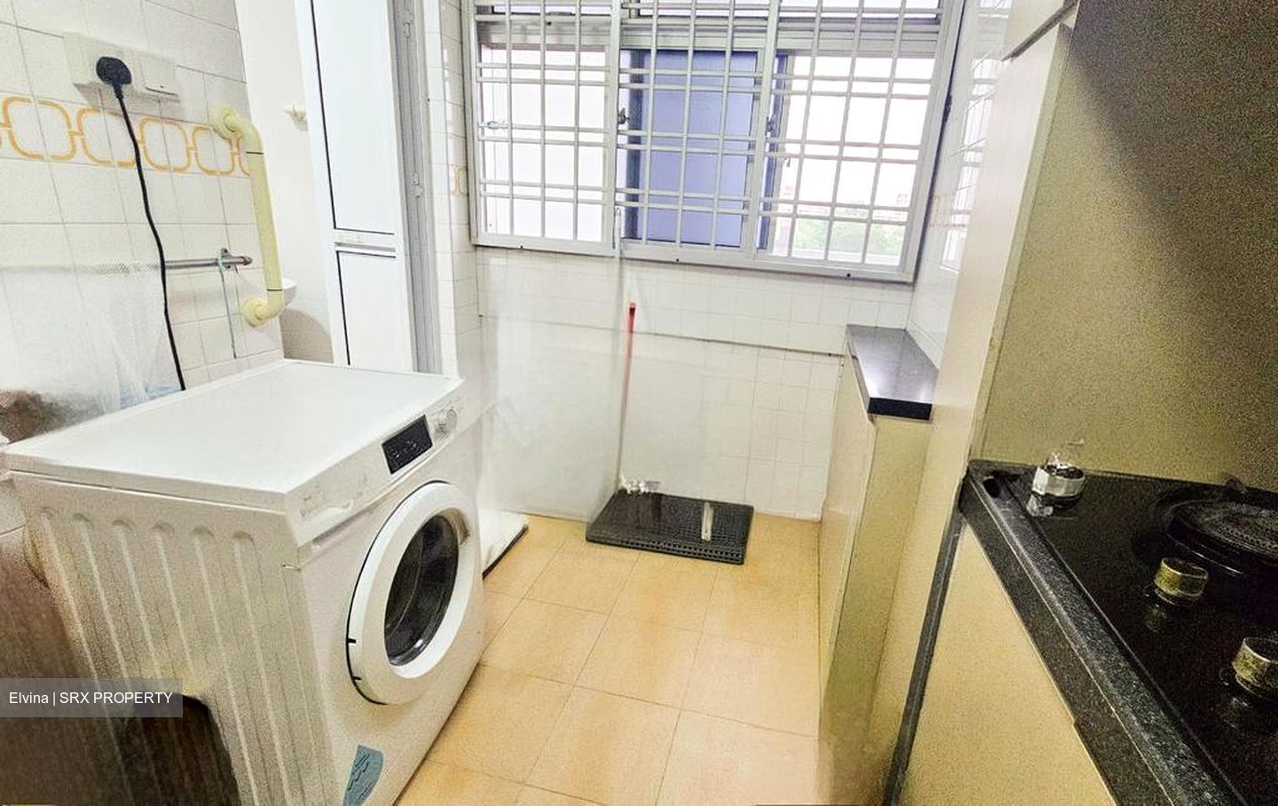 Blk 141 Lorong Ah Soo (Hougang), HDB Executive #575657501